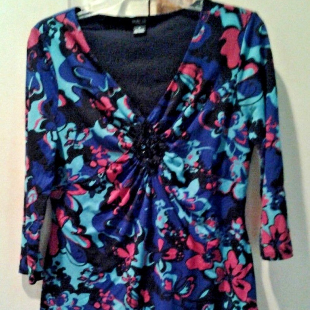 Embellished V-Neck Mesh Floral Top